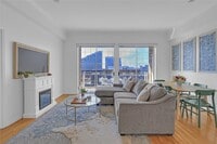 Building Photo - 3225 Turtle Creek Blvd