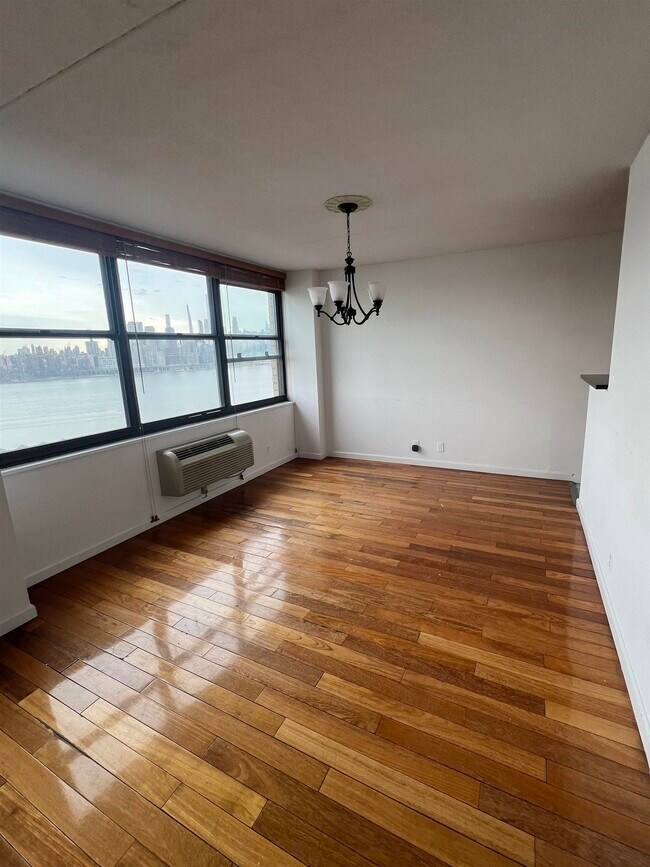 Building Photo - 7004 JFK Blvd E