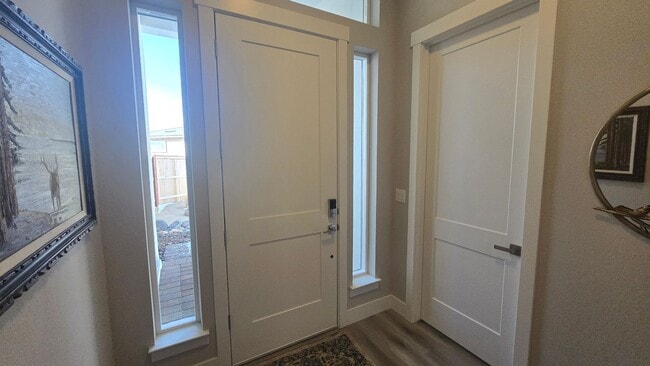 Building Photo - Brand new Mother in Law Suite Available!