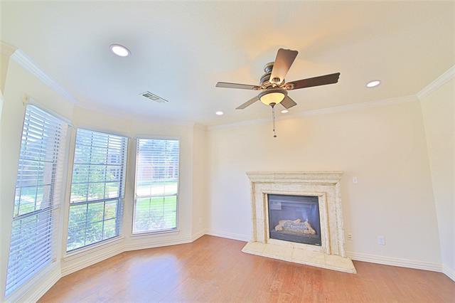 Building Photo - 778 Fall River Dr