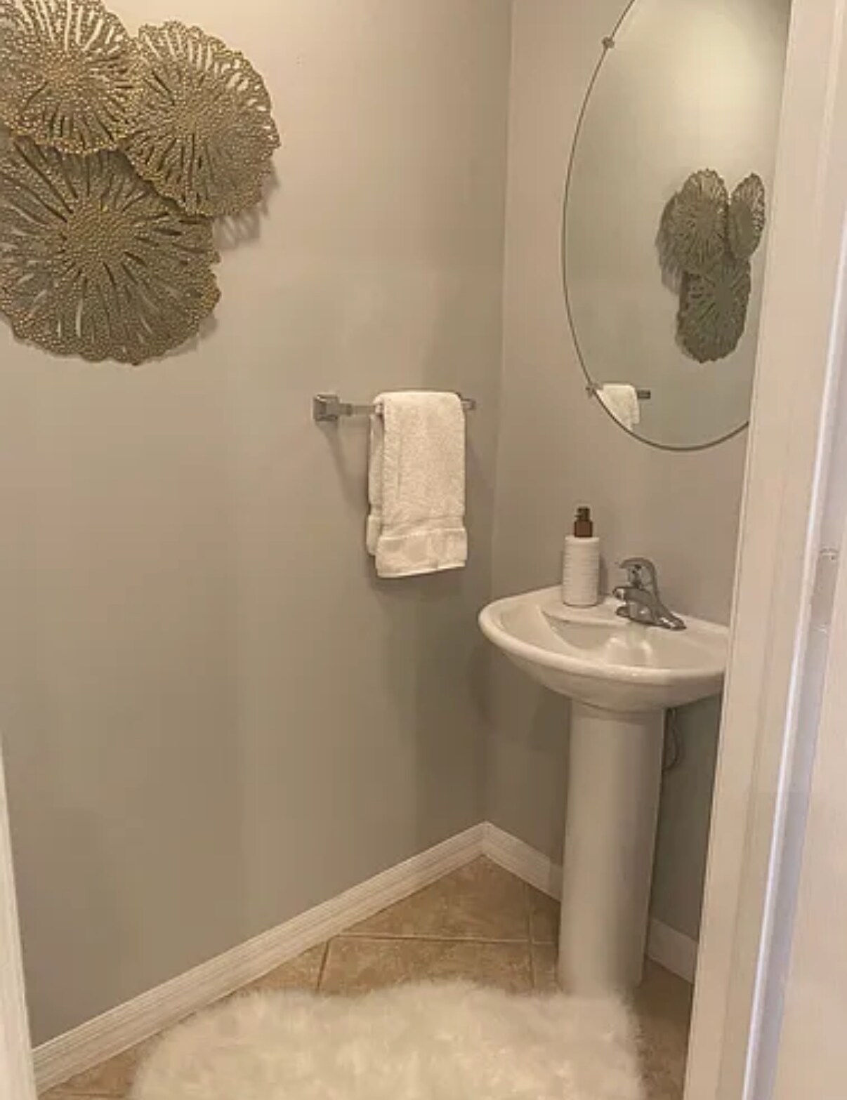 Building Photo - 960 Hampton Cir