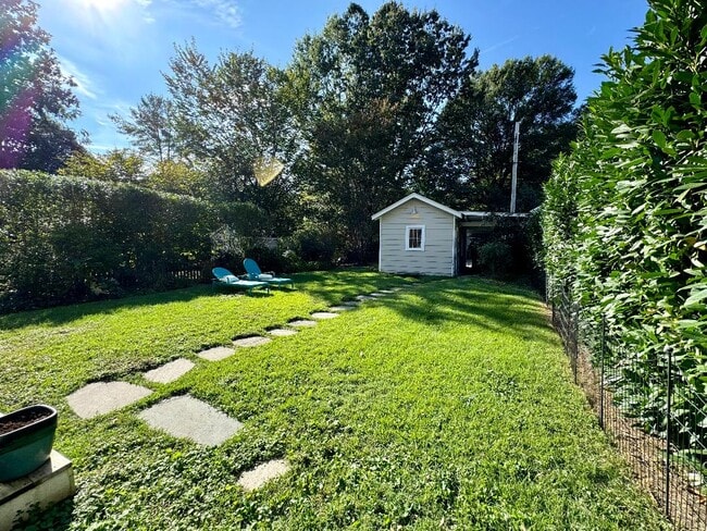 Building Photo - 5334 Nebraska Ave NW