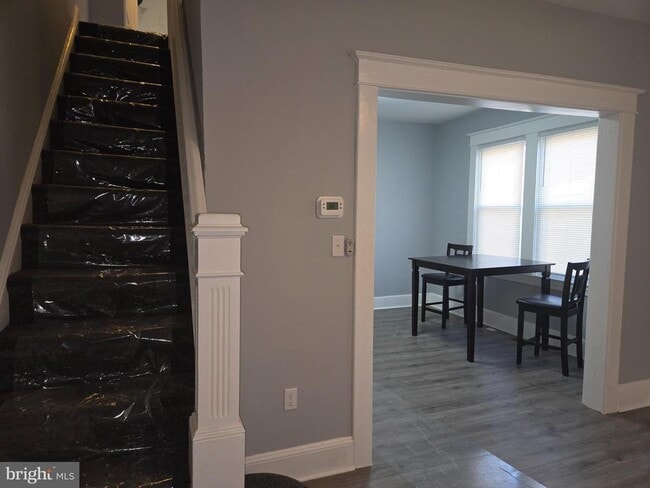 Building Photo - 2909 Markley Ave