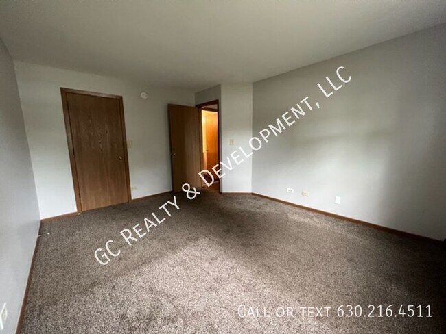 Building Photo - 47 Gant Cir