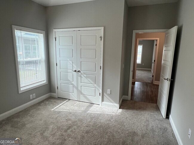 Building Photo - 102 Richard Lee Dr