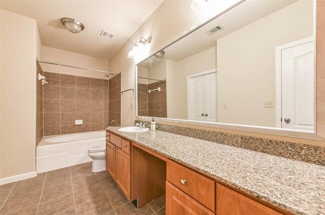 Building Photo - 1711 Old Spanish Trail