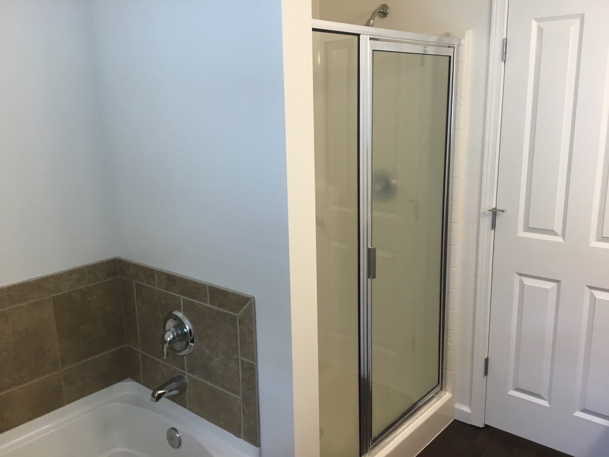 Building Photo - 1142 Ebbets Dr