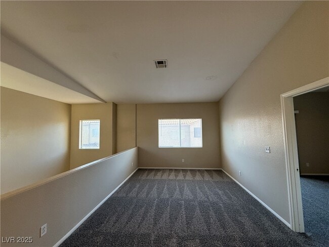 Building Photo - 78 Falcon Feather Way
