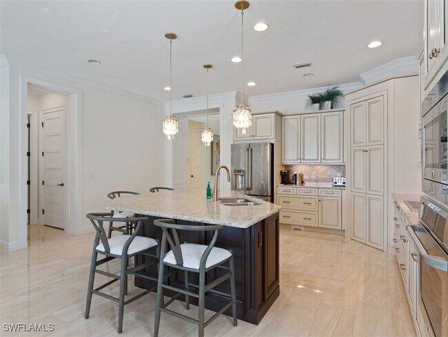 Building Photo - 5085 Tortola Ct