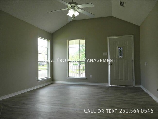 Building Photo - 832 Hamilton Bridges Dr W