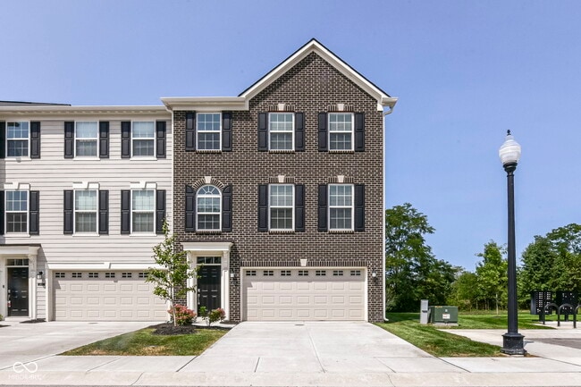 Primary Photo - 6898 Sunstone Pl