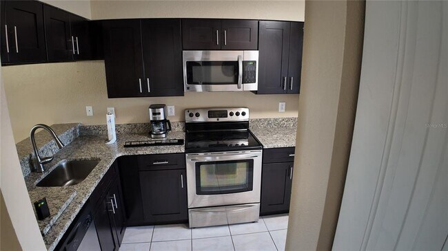 Building Photo - 3112 Enclave Ct