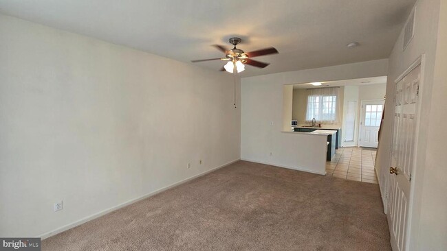 Building Photo - 2441 Old Farmhouse Ct