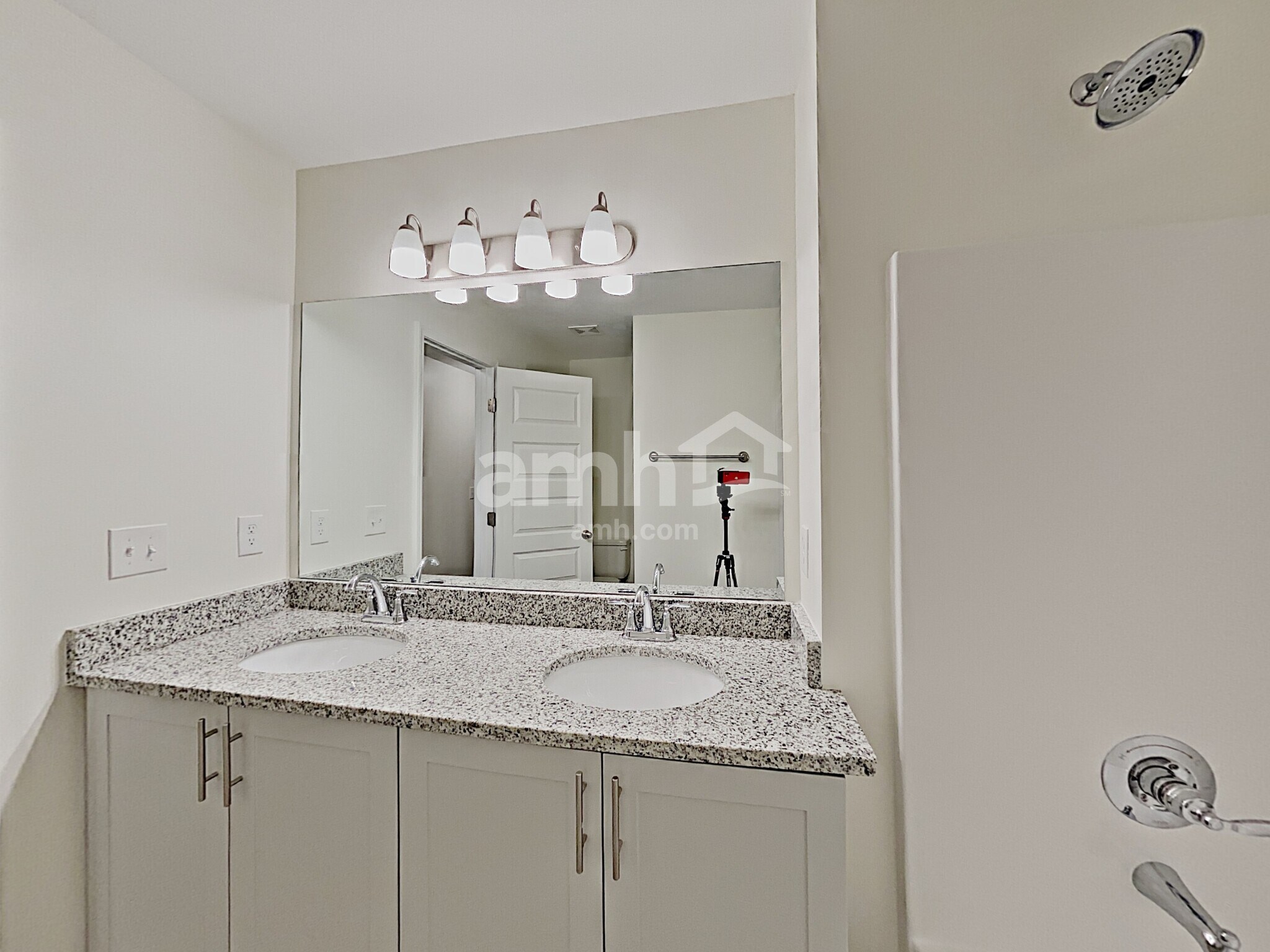 Building Photo - 5312 Tupelo St