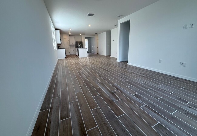 Building Photo - Stunning Eden Hills Home