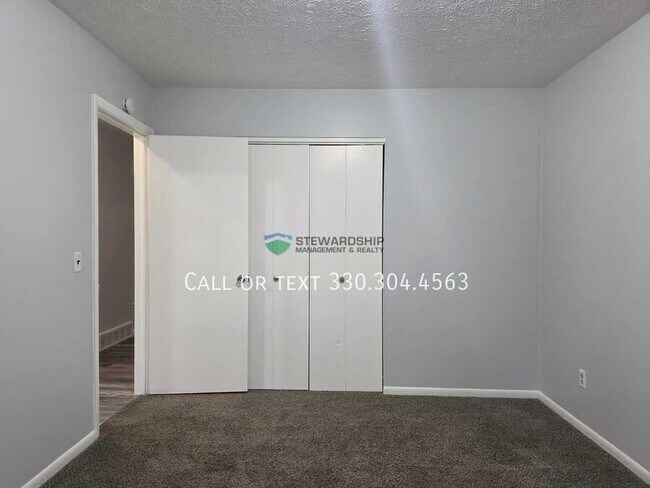 Building Photo - 519 Taff Cir