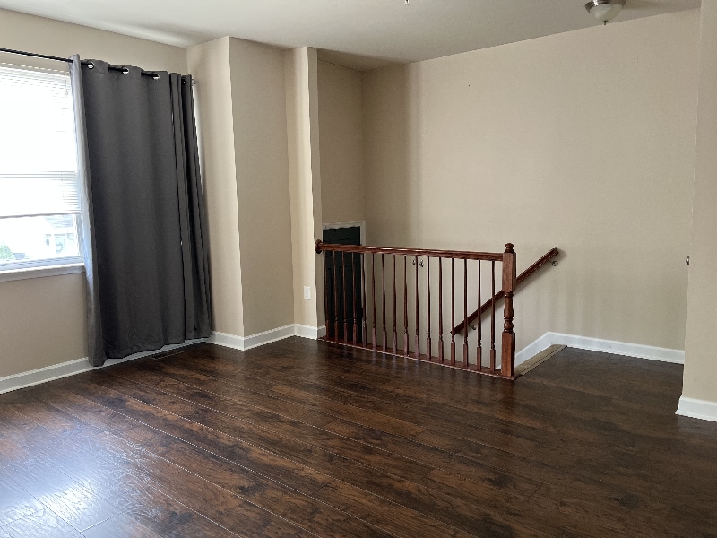 Building Photo - 378 English Oak Ln