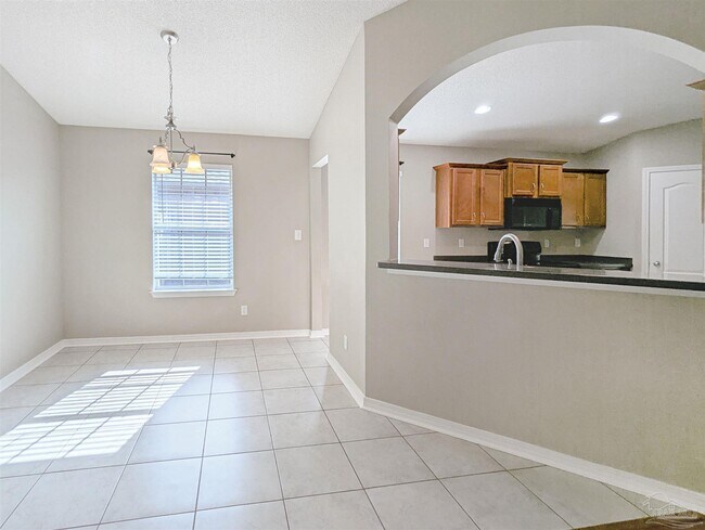 Building Photo - 5963 Ashton Woods Cir