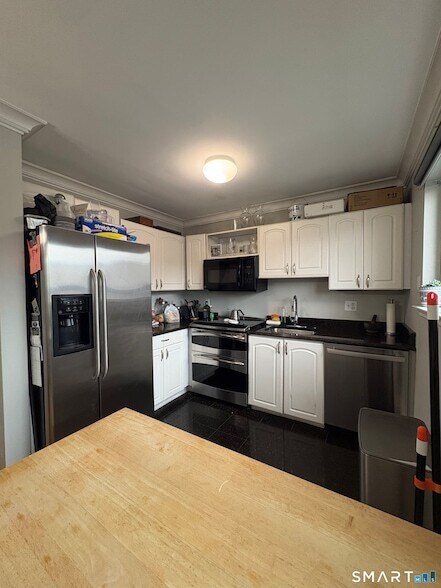Building Photo - 7 Piave St