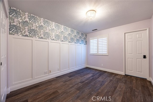 Building Photo - 12 Nantucket Ln