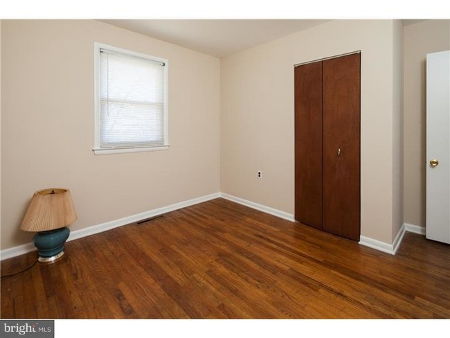 Building Photo - 203 Bluefield Rd