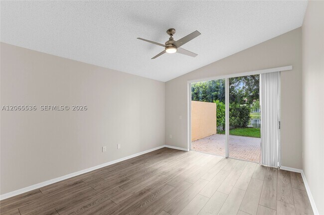Building Photo - 363 NW 158th Ave