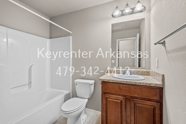 Building Photo - Gorgeous 4 bedroom home!