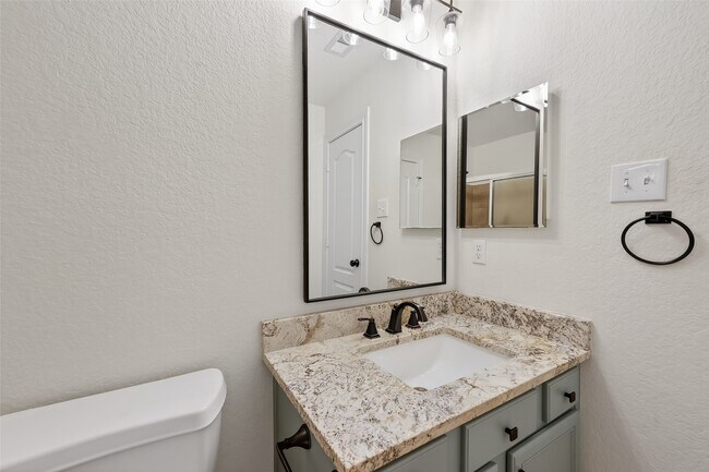 Building Photo - 99 Buck Trail Pl