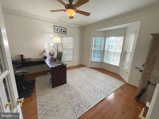 Building Photo - 513 Glenbrook Dr