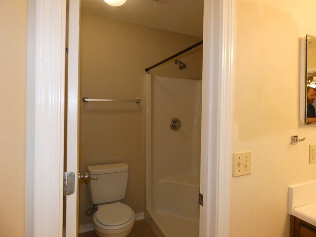 Building Photo - Spacious 3-Bedroom Home — Large Backyard