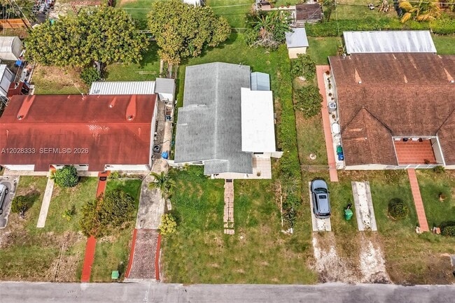 Building Photo - 2631 NE 214th St