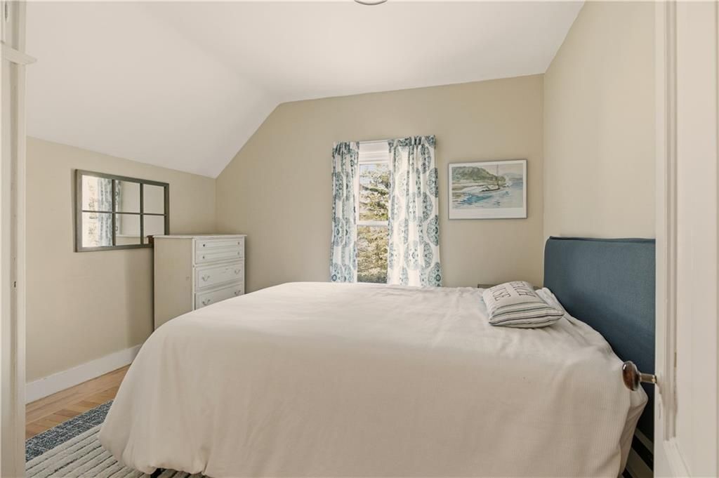 Building Photo - 8 Carey St