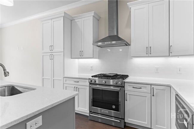 Building Photo - 429 Port St