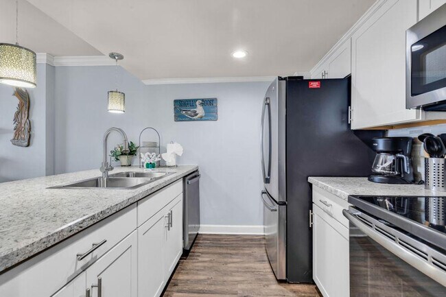 Building Photo - 2001 S Ocean Blvd