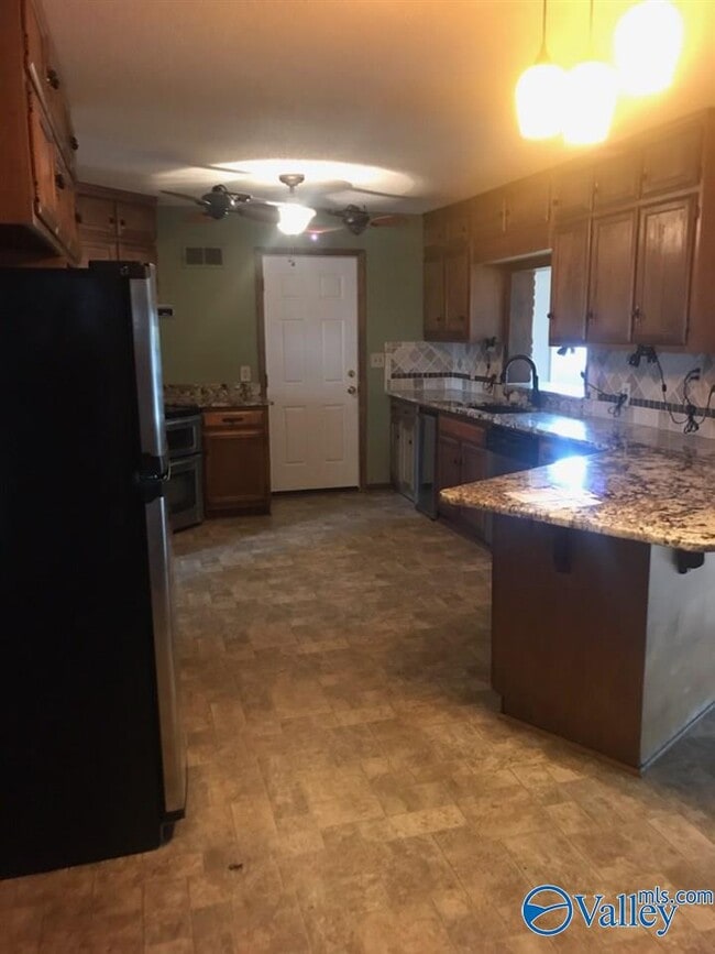 Building Photo - 7310 Chadwell Rd SW