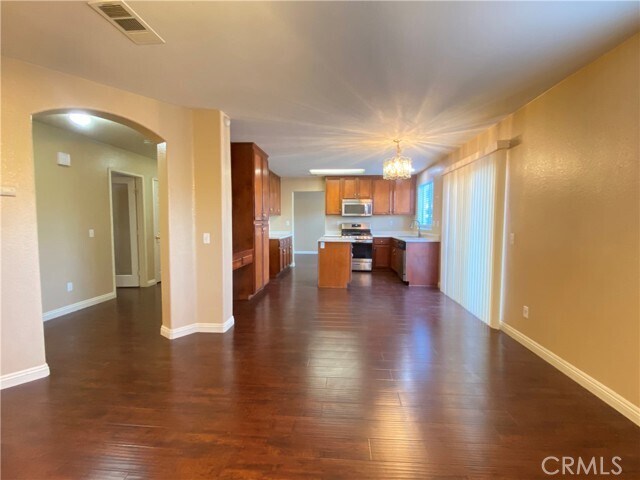Building Photo - 708 Hillview St