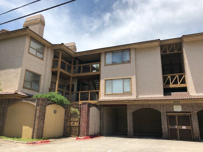 Building Photo - UT PRE-LEASE: 2 BR / 2 BA - Top Floor Unit...