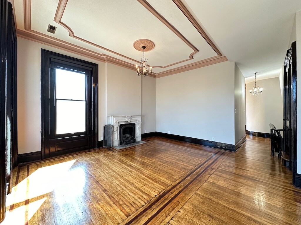 Building Photo - 320 S Ashland Ave