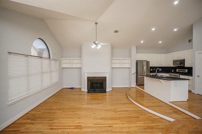 Building Photo - 9802 Sandra Ann Ct