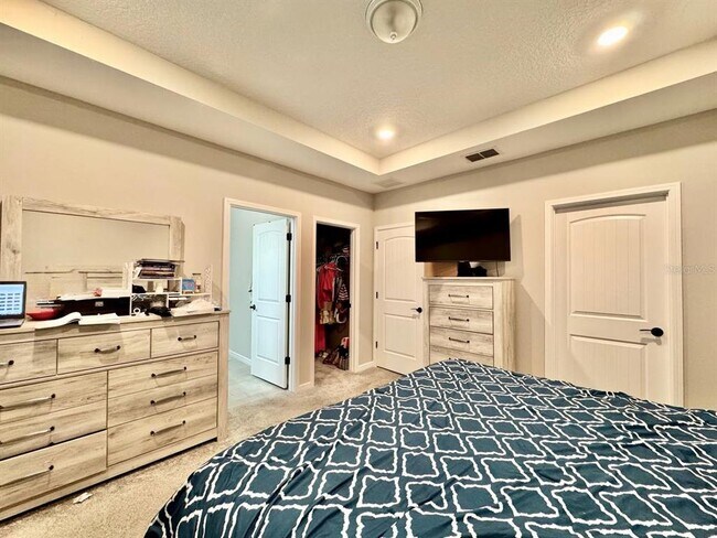 Building Photo - 11281 Beach Walk Wy NE