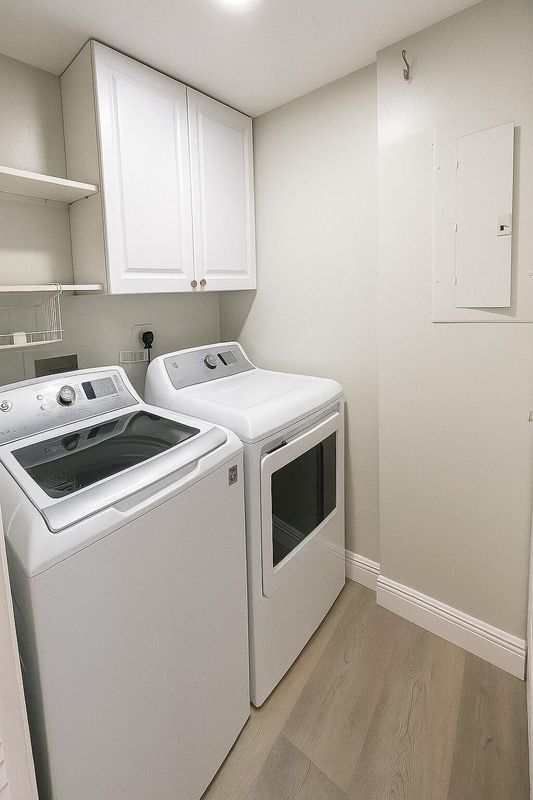 Building Photo - 1707 Village Blvd