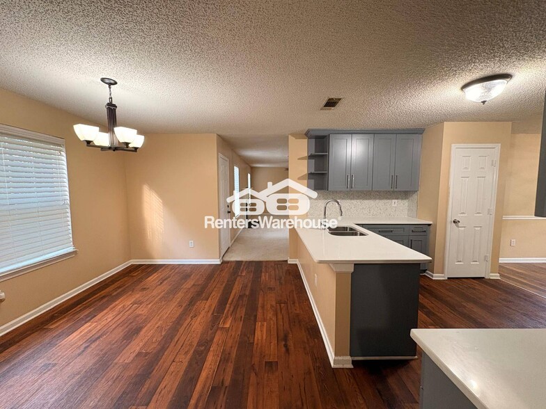 Building Photo - 1576 Rogers Crossing Dr