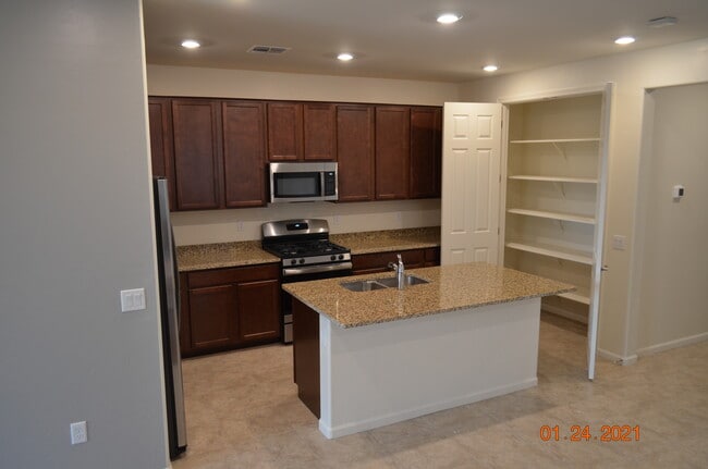Building Photo - 6809 W Canopus Loop