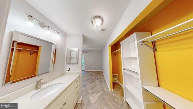 Building Photo - 11100 Beaver Trail Ct