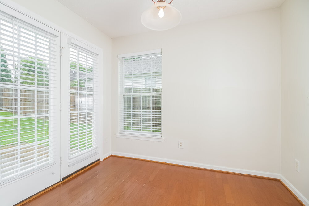 Building Photo - 1015 Mallory Ln