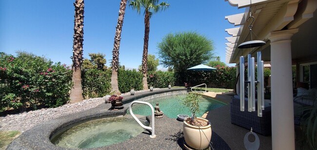 Building Photo - 82570 Delano Dr