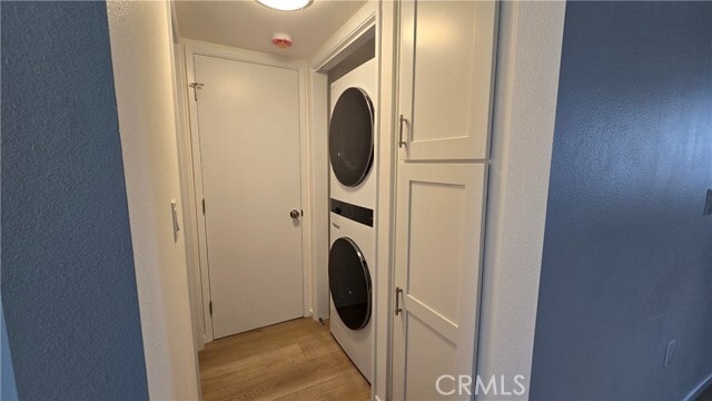 Building Photo - 26941 Rainbow Glen Dr