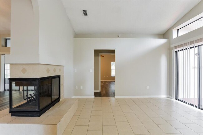 Building Photo - 1312 Seagate Dr S