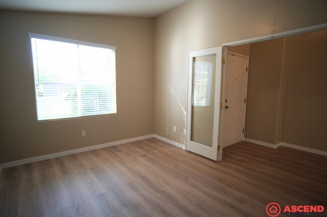 Building Photo - MOVE IN SPECIAL!!! $750 OFF FIRST MONTHS R...