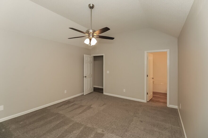 Building Photo - 184 Pine Branch Dr